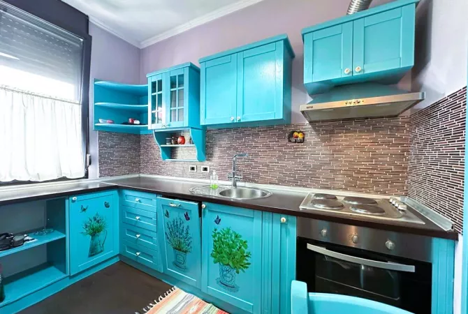 Shtepi ne shitje Apartament ne Tirane, 2+1, Mobilimi E mobiluar, Pagesa 145,000  Euro.