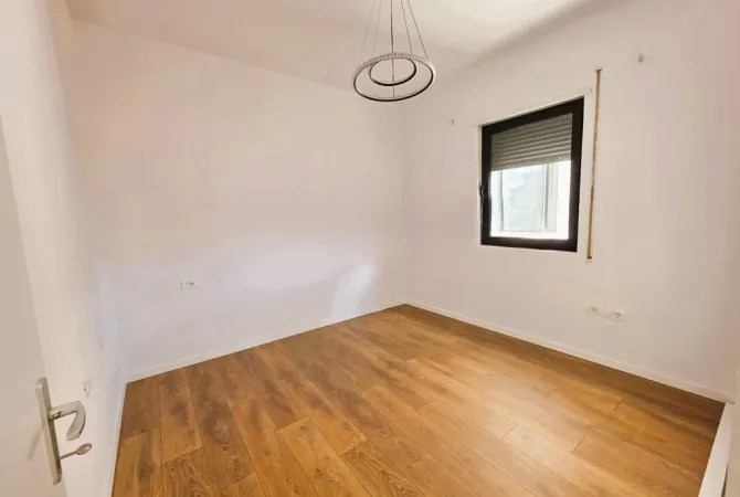 Shtepi ne shitje 2+1 ne Tirane - 179,000 Euro