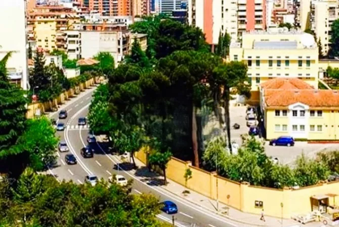 Business Property for Rent 1+1 in Tirana - 1,700 Euro