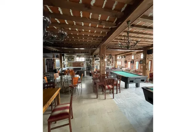 Business Property for Rent 2+1 in Tirana - 2,500 Euro