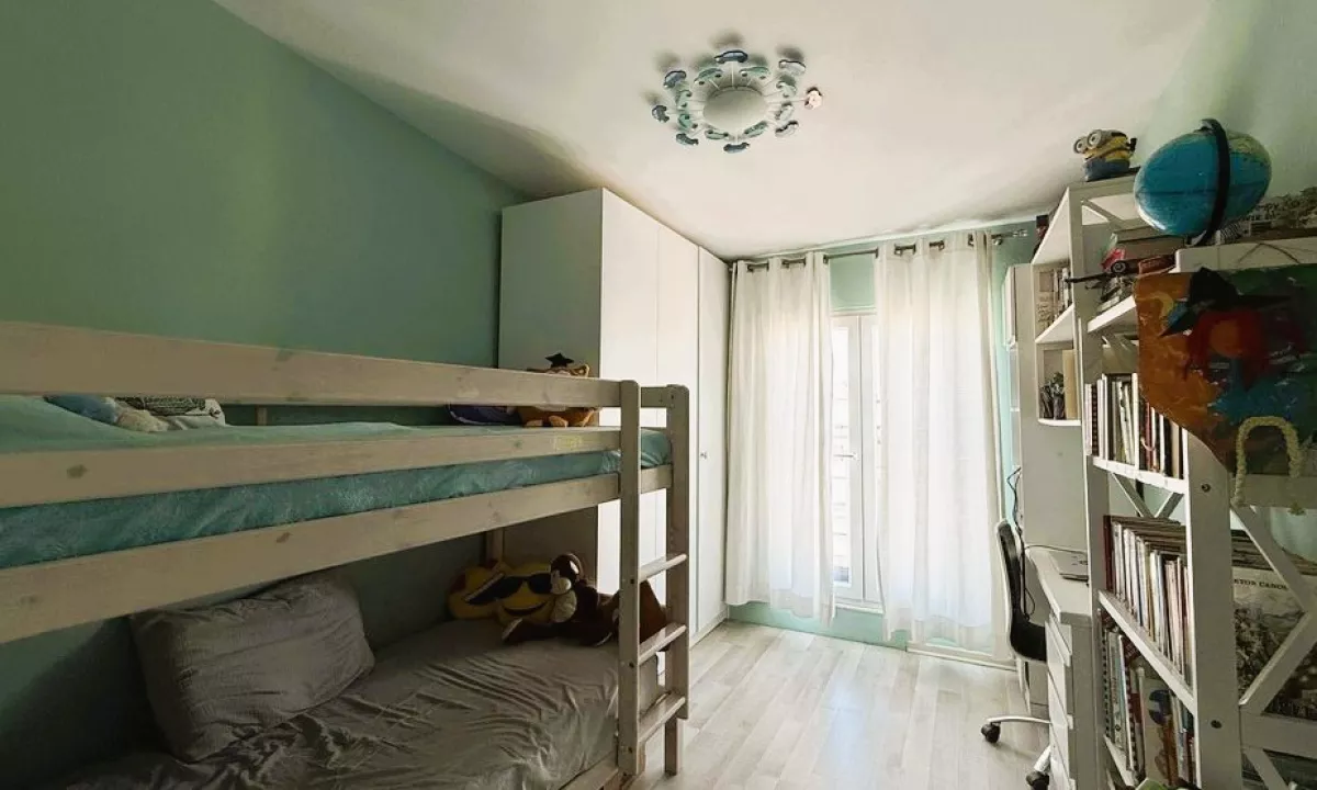 Shtepi me qera Apartament ne Tirane, 2+1, Mobilimi E mobiluar, Pagesa 600  Euro.