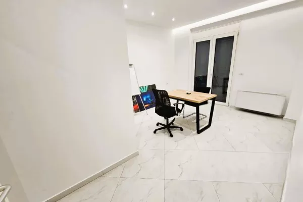 Business Property for Rent 3+1 in Tirana - 1,500 Euro