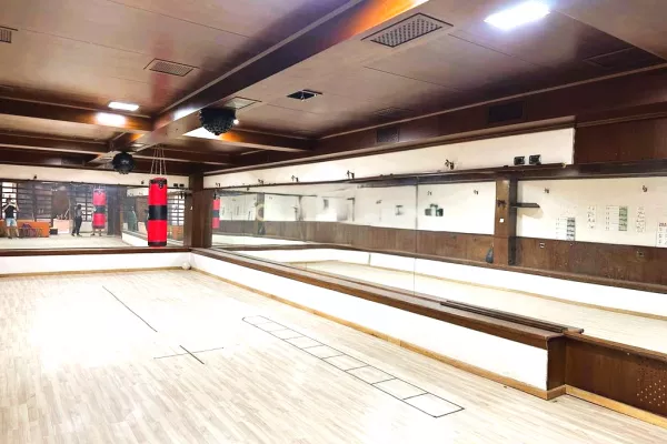 Business Property for Rent 1+1 in Tirana - 800 Euro