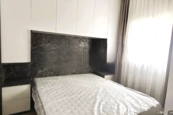 Shtepi ne shitje Apartament ne Tirane, 1+1, Mobilimi E mobiluar, Pagesa 107,000  Euro.