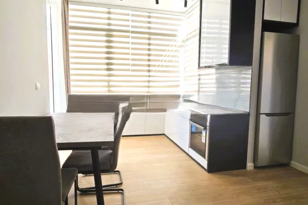 Shtepi ne shitje Apartament ne Tirane, 1+1, Mobilimi E mobiluar, Pagesa 107,000  Euro.