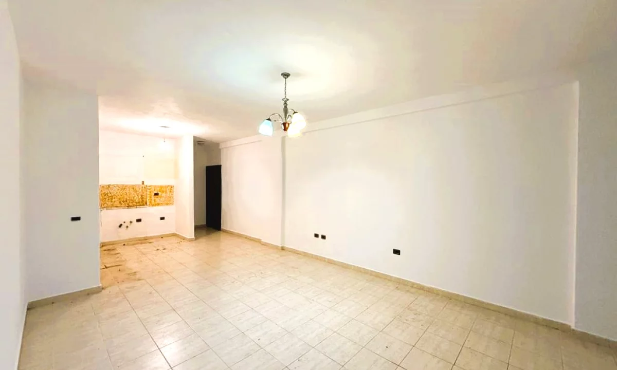 Appartamento in vendita a Tirana 3+1, Arredato