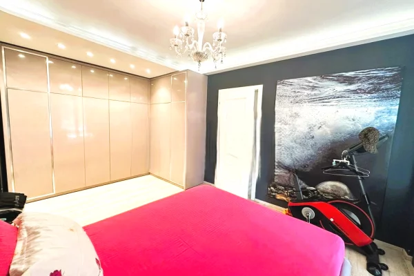 Apartment for sale in Tirana 2+1, Furnished