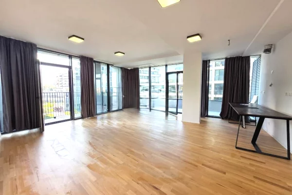 Zyre me qira ne Lake View Residence