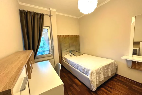 Shtepi me qera Apartament ne Tirane, 2+1, Mobilimi E mobiluar, Pagesa 1,500  Euro.