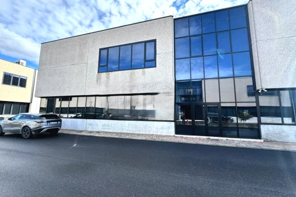 TIRANA INDUSTRIAL PARK, JAPIM ME QIRA KAPANON 