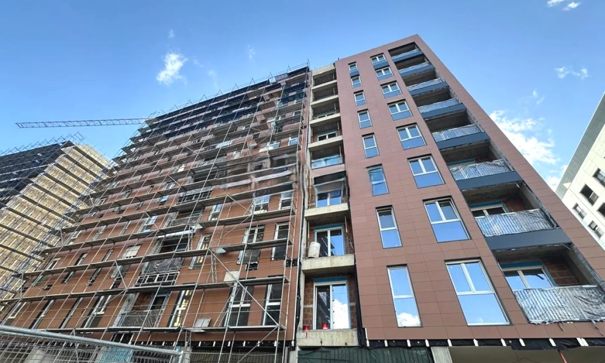 Shtepi ne shitje Apartament ne Tirane, 2+1, Mobilimi Bosh, pa mobiluar, Pagesa 200,000  Euro.