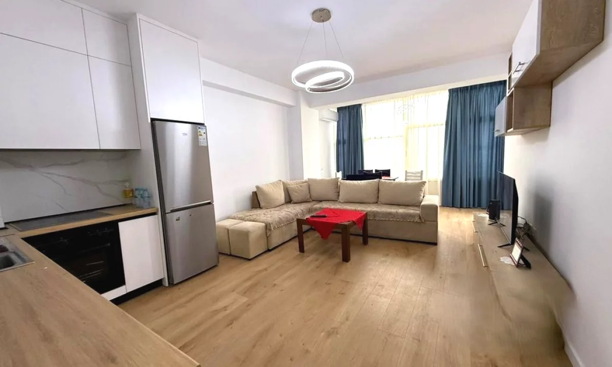 Shtepi ne shitje Apartament ne Tirane, 2+1, Mobilimi E mobiluar, Pagesa 155,000  Euro.