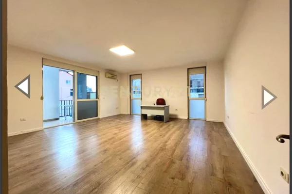 Business Property for Rent 3+1 in Tirana - 850 Euro