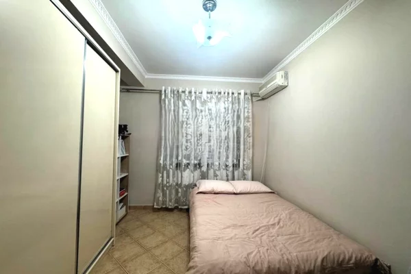Shtepi ne shitje Apartament ne Tirane, 2+1, Mobilimi E mobiluar, Pagesa 251,000  Euro.
