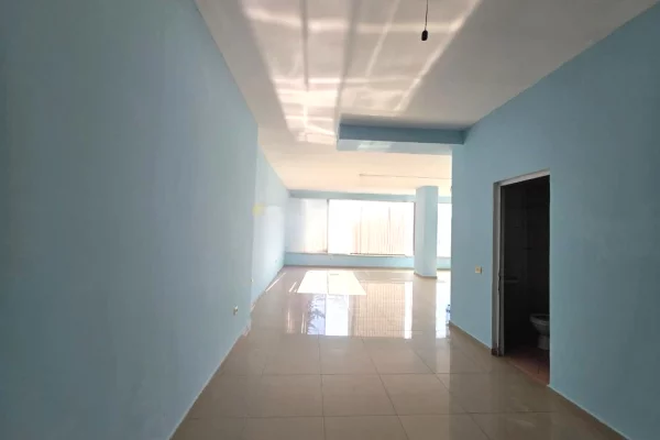 Business Property in Sale 3+1 in Tirana - 142,400 Euro