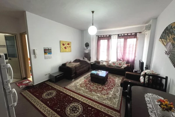 Shtepi me qera 1+1 ne Tirane - 550 Euro