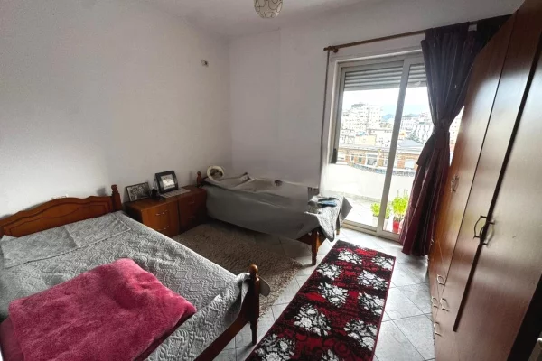 Shtepi me qera Apartament ne Tirane, 1+1, Mobilimi E mobiluar, Pagesa 550  Euro.