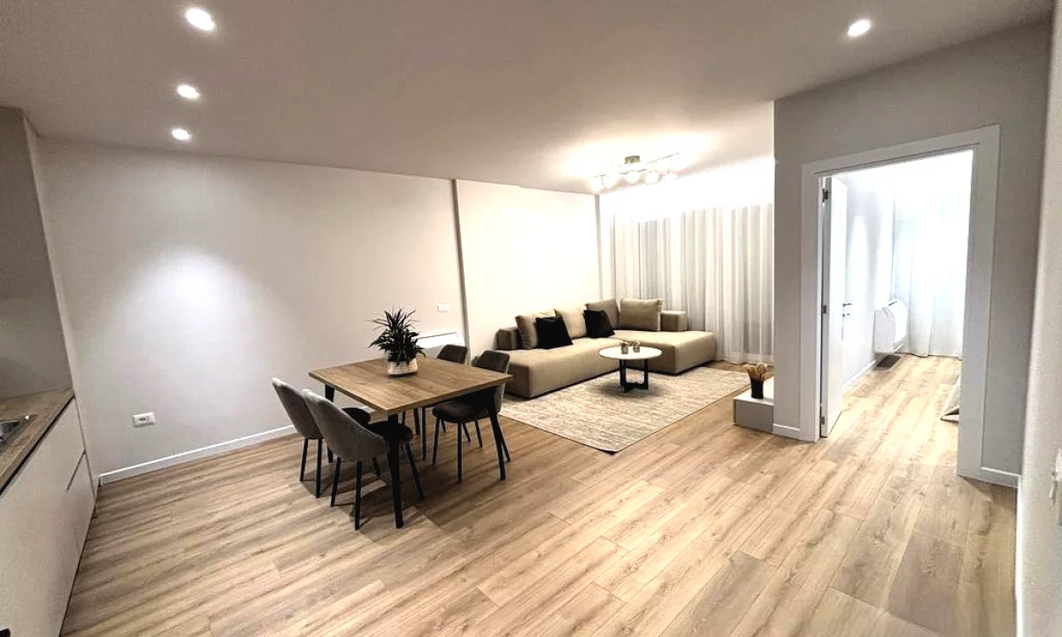 Shtepi me qera Apartament ne Tirane, 1+1, Mobilimi E mobiluar, Pagesa 850  Euro.