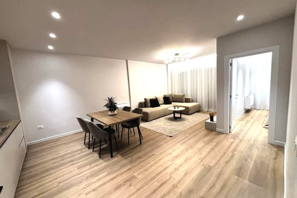 Shtepi me qera 1+1 ne Tirane - 850 Euro