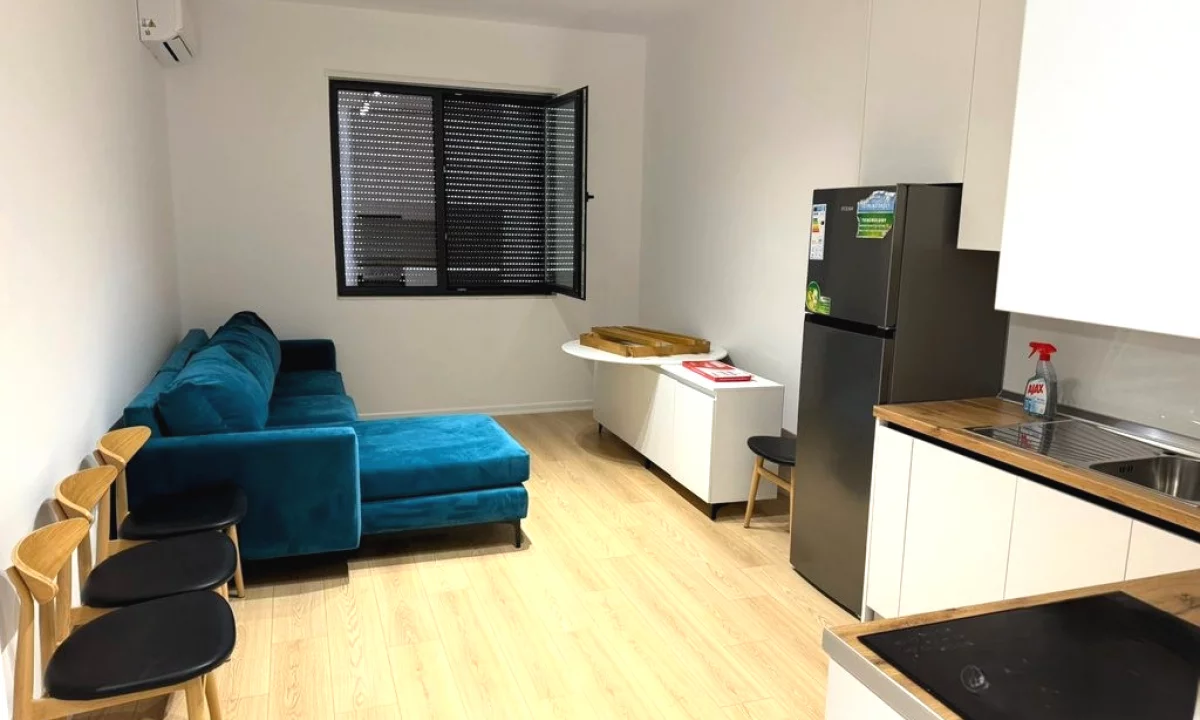 Shtepi me qera Apartament ne Tirane, 1+1, Mobilimi E mobiluar, Pagesa 550  Euro.