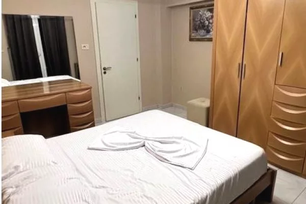 Shtepi ne shitje Apartament ne Tirane, 2+1, Mobilimi E mobiluar, Pagesa 169,000  Euro.