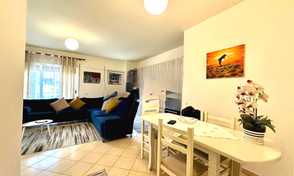 Shtepi me qera Apartament ne Tirane, 2+1, Mobilimi E mobiluar, Pagesa 600  Euro.