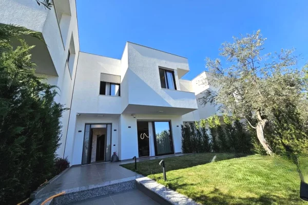 Shtepi me qera 3+1 ne Tirane - 2,000 Euro