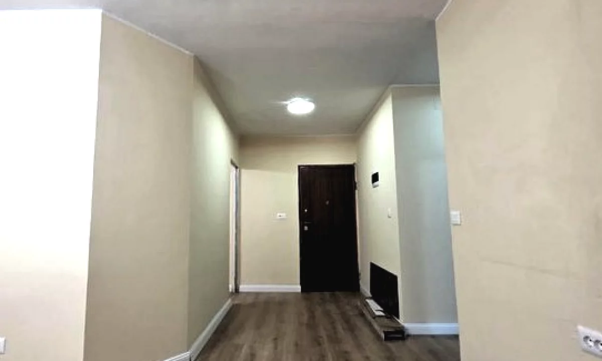 Appartamento in vendita a Tirana 2+1, Vuoto