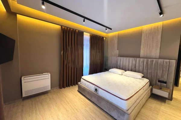 Shtepi me qera Apartament ne Tirane, 3+1, Mobilimi E mobiluar, Pagesa 3,000  Euro.