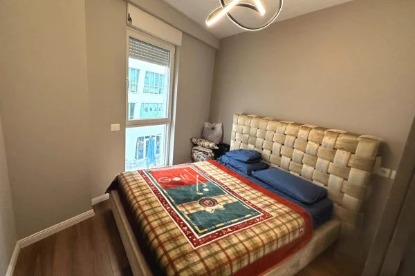 Shtepi me qera Apartament ne Tirane, 1+1, Mobilimi E mobiluar, Pagesa 650  Euro.