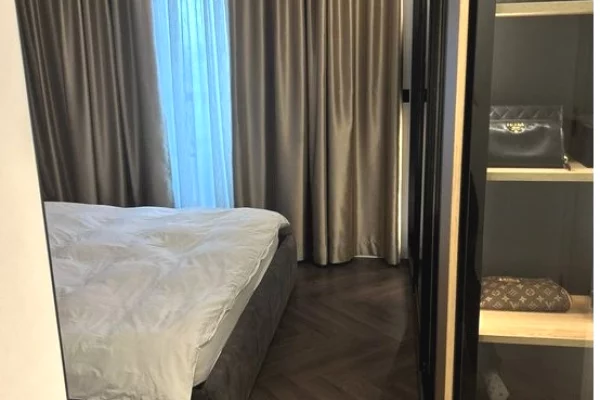 Appartamento in vendita a Tirana 2+1, Arredato