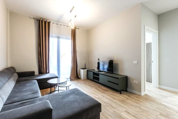 Shtepi me qera Apartament ne Tirane, 1+1, Mobilimi E mobiluar, Pagesa 1,200  Euro.