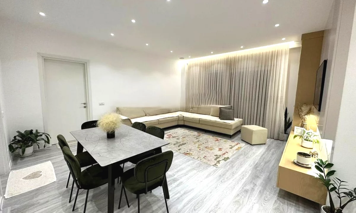 Shtepi me qera Apartament ne Tirane, 2+1, Mobilimi E mobiluar, Pagesa 850  Euro.