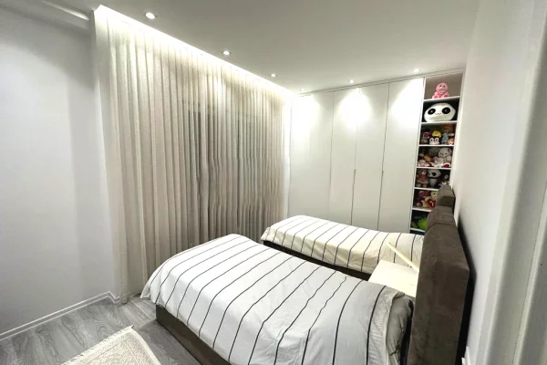 Shtepi me qera Apartament ne Tirane, 2+1, Mobilimi E mobiluar, Pagesa 850  Euro.