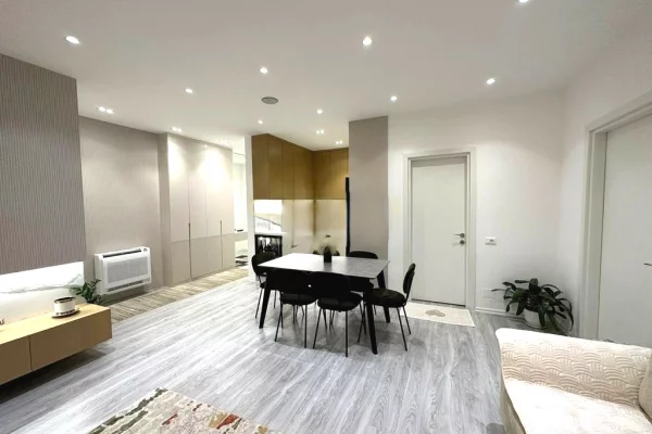 Shtepi me qera Apartament ne Tirane, 2+1, Mobilimi E mobiluar, Pagesa 850  Euro.