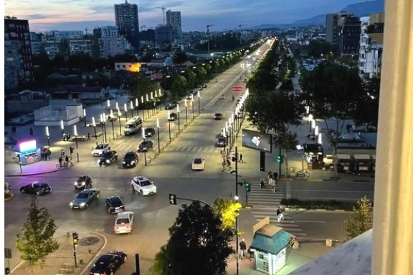 Shtepi me qera Apartament ne Tirane, 1+1, Mobilimi E mobiluar, Pagesa 850  Euro.