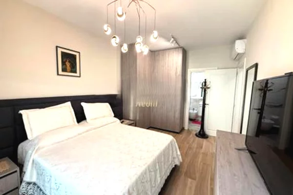 Shtepi me qera Apartament ne Tirane, 2+1, Mobilimi E mobiluar, Pagesa 1,500  Euro.