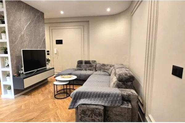 Shitet Apartament 1+1 në Rezidencën Kodra e Diellit 1