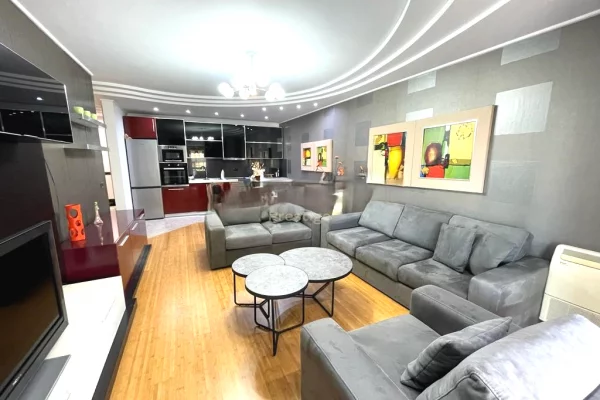 House for Rent 2+1 in Tirana - 1,000 Euro