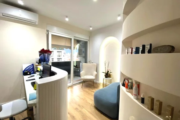 NE KOMUNEN E PARISIT JAPIM ME QIRA AMBIENT PER KLINIKE