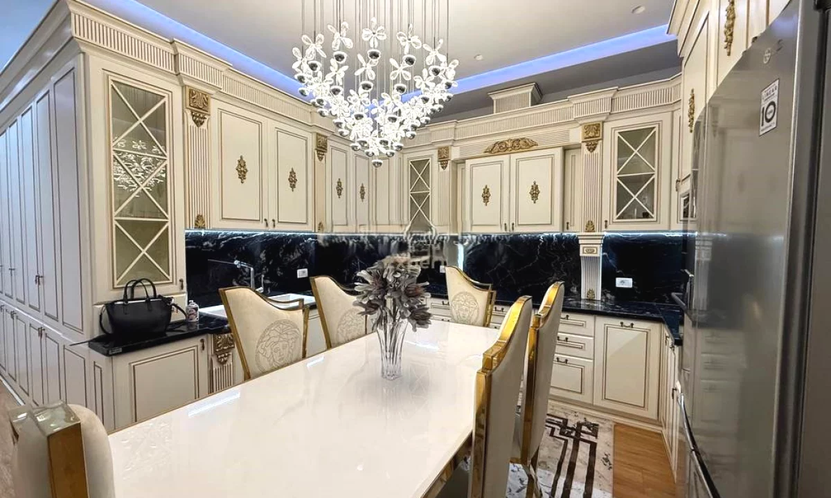 Shtepi me qera Apartament ne Tirane, 3+1, Mobilimi E mobiluar, Pagesa 1,600  Euro.