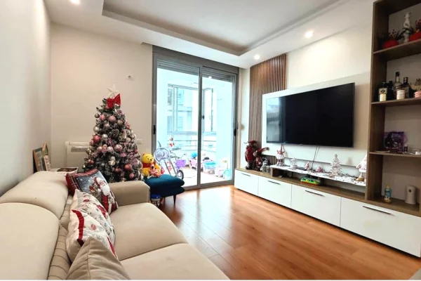 JEPET ME QIRA APARTAMENT 2+1+2 TEK LIQENI I THATE 