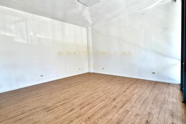 Jepet me qira ambient per zyra tek Residenca Mine Peza