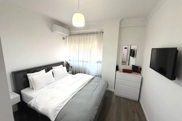 Shtepi ne shitje Apartament ne Tirane, 2+1, Mobilimi E mobiluar, Pagesa 203,000  Euro.