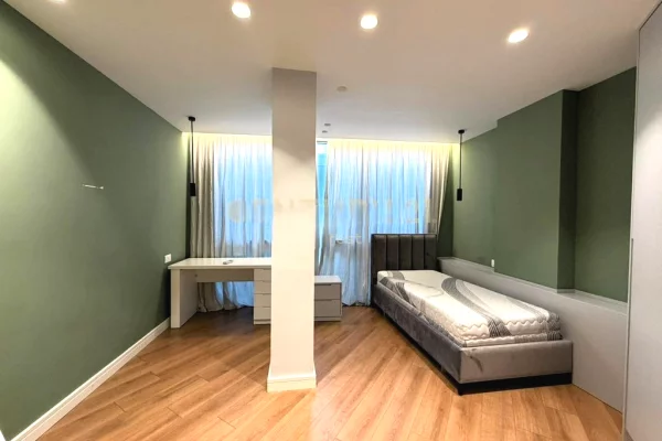 Shtepi me qera Apartament ne Tirane, 3+1, Mobilimi E mobiluar, Pagesa 1,200  Euro.