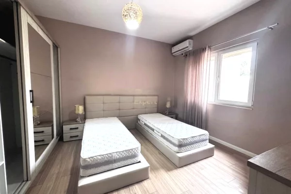 Shtepi me qera Apartament ne Tirane, 2+1, Mobilimi E mobiluar, Pagesa 850  Euro.