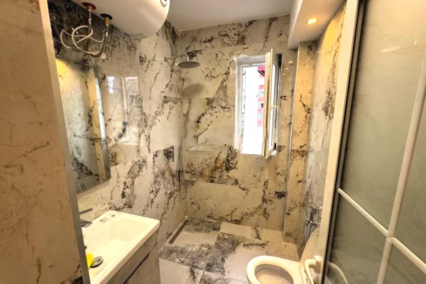 Apartment for sale in Tirana 1+1, Furnished