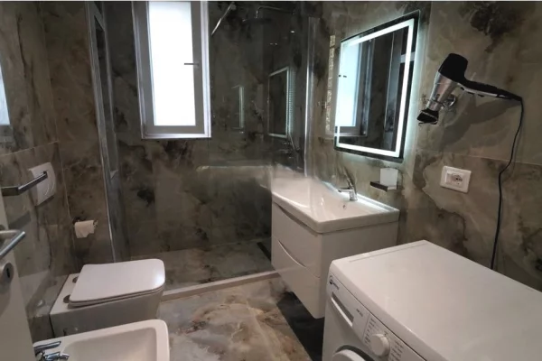 Appartamento in affitto a Tirana 1+1, Arredato