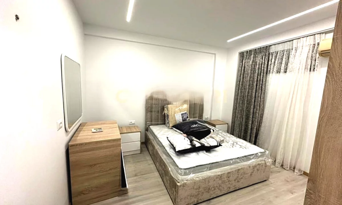 Shtepi me qera Apartament ne Tirane, 1+1, Mobilimi E mobiluar, Pagesa 630  Euro.