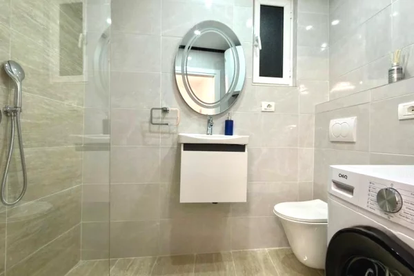 Appartamento in affitto a Tirana 1+1, Arredato